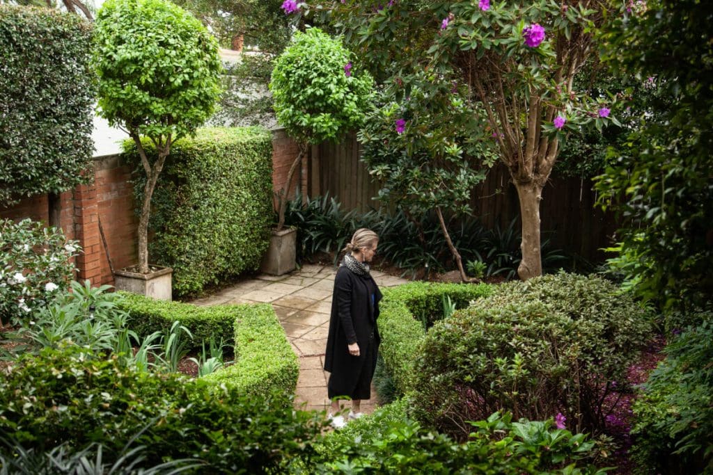 Courtyard back garden, Vogue & Vine Landscape Designers Sydney